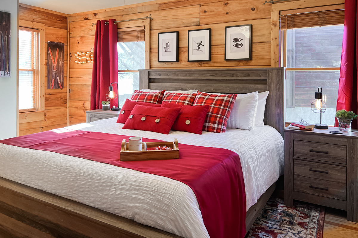 Wide view of the main-floor Ski Room, ideal for guests who prefer to minimize stairs during their stay.