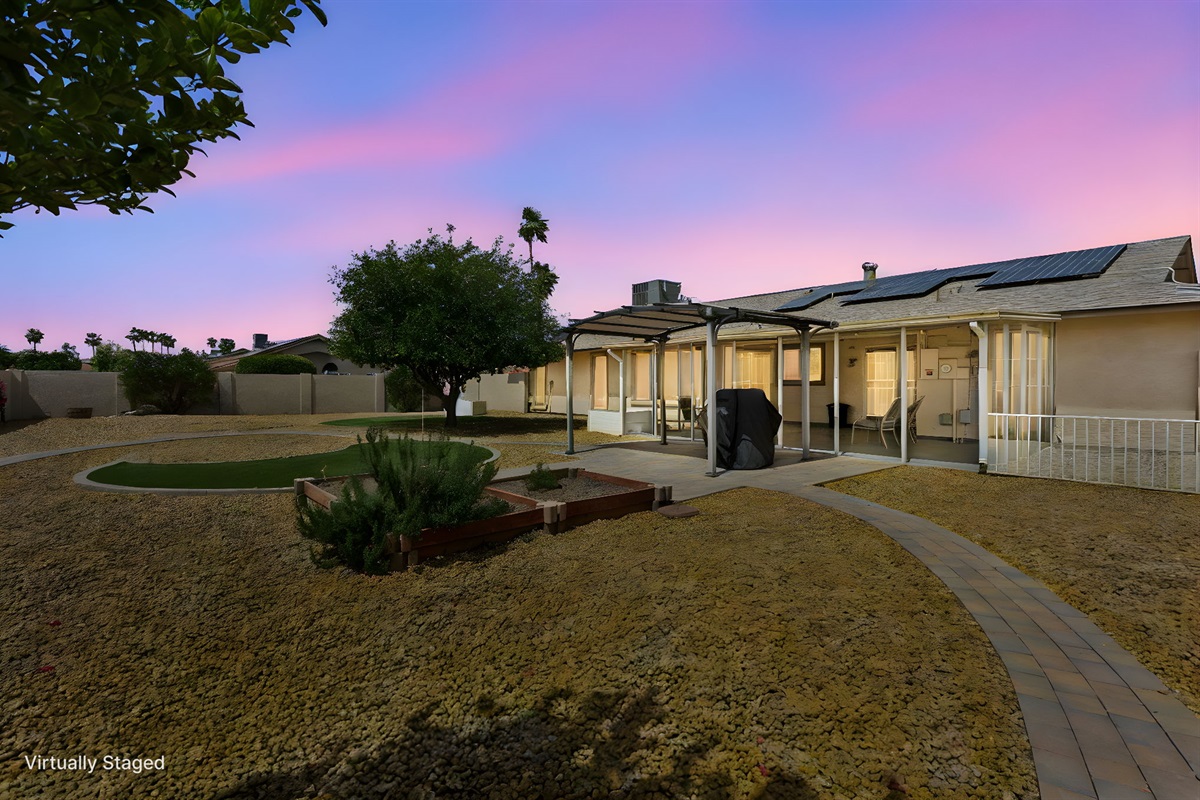 Tranquil Sun City West Stay | Bright 2BR Home — Tranquil Sun City West Stay | Bright 2BR Home w/ Communal Pool, Sun City West, Arizona — photo 2