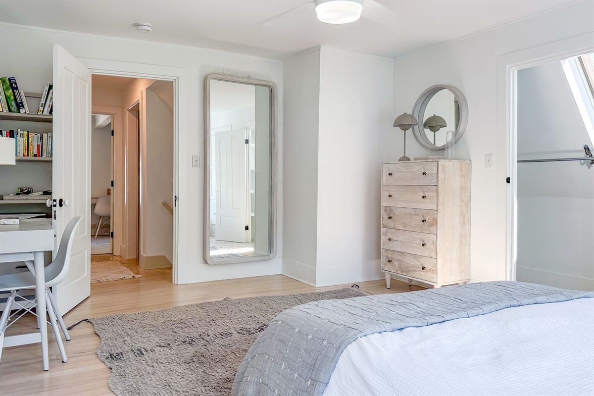 87 Center Street, Vineyard Haven