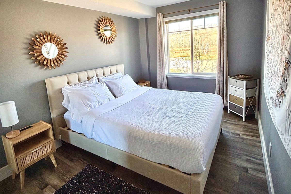 Bedroom 2 with a queen bed