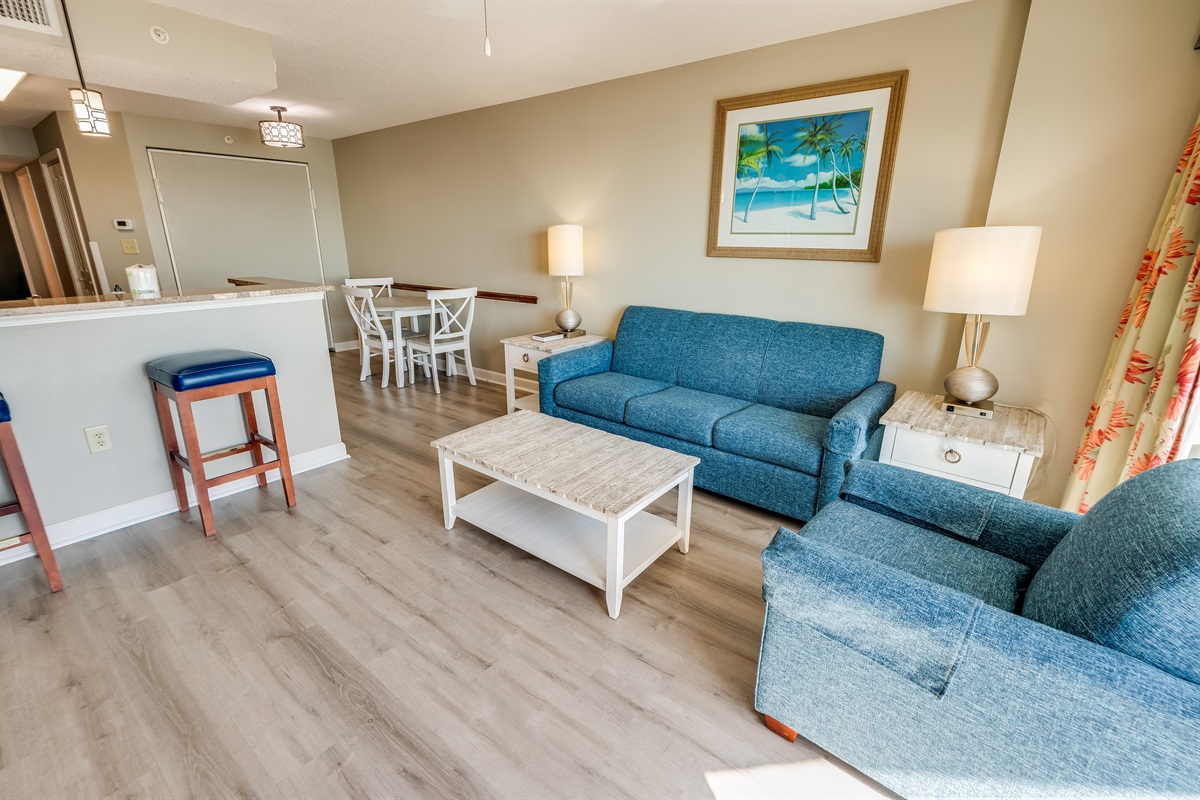Amazing Living Room with Stunning Views🌊☀️
