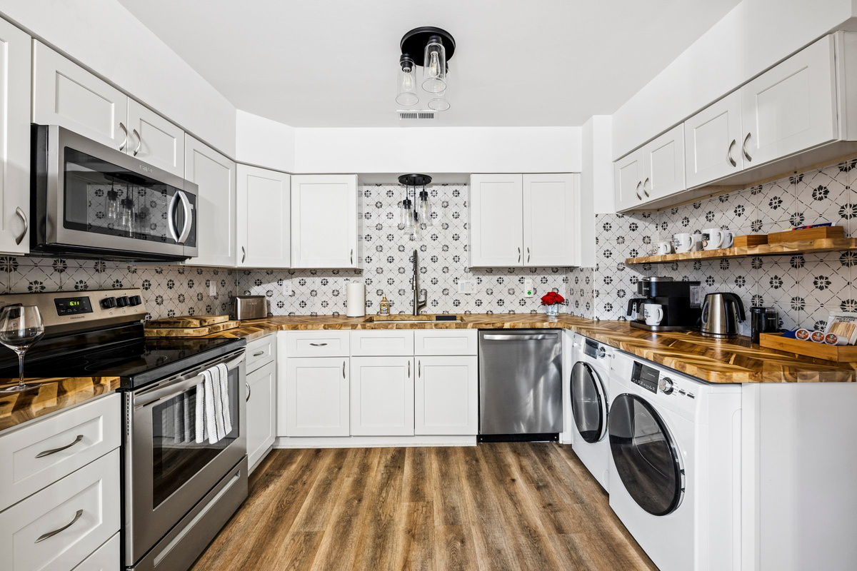 A second kitchen and a second set of washer and dryers ensures everyone can have their own space.