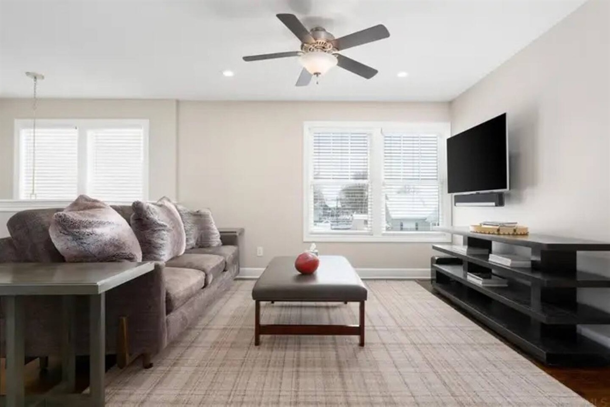 2nd Floor Living Room