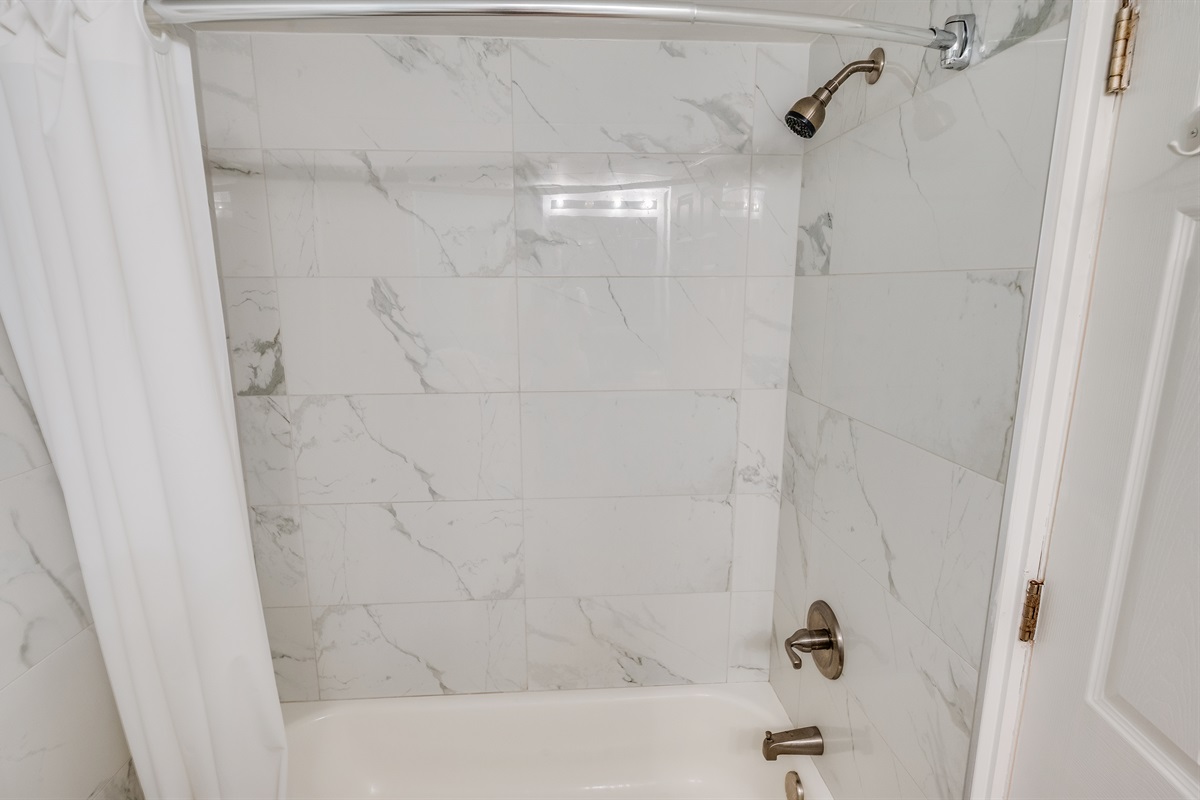 Amazing Private Bathroom