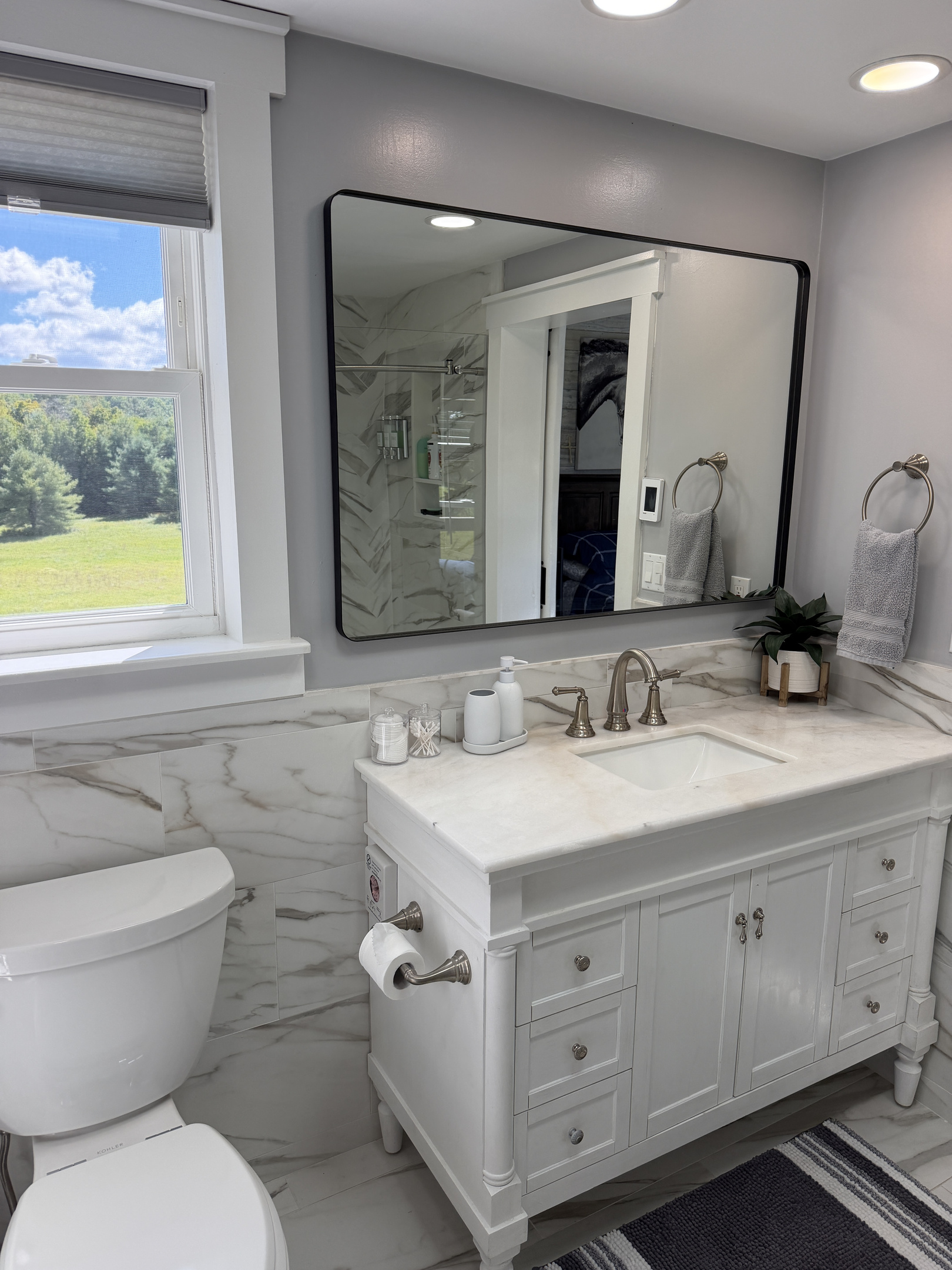 Ensuite bath off King bedroom