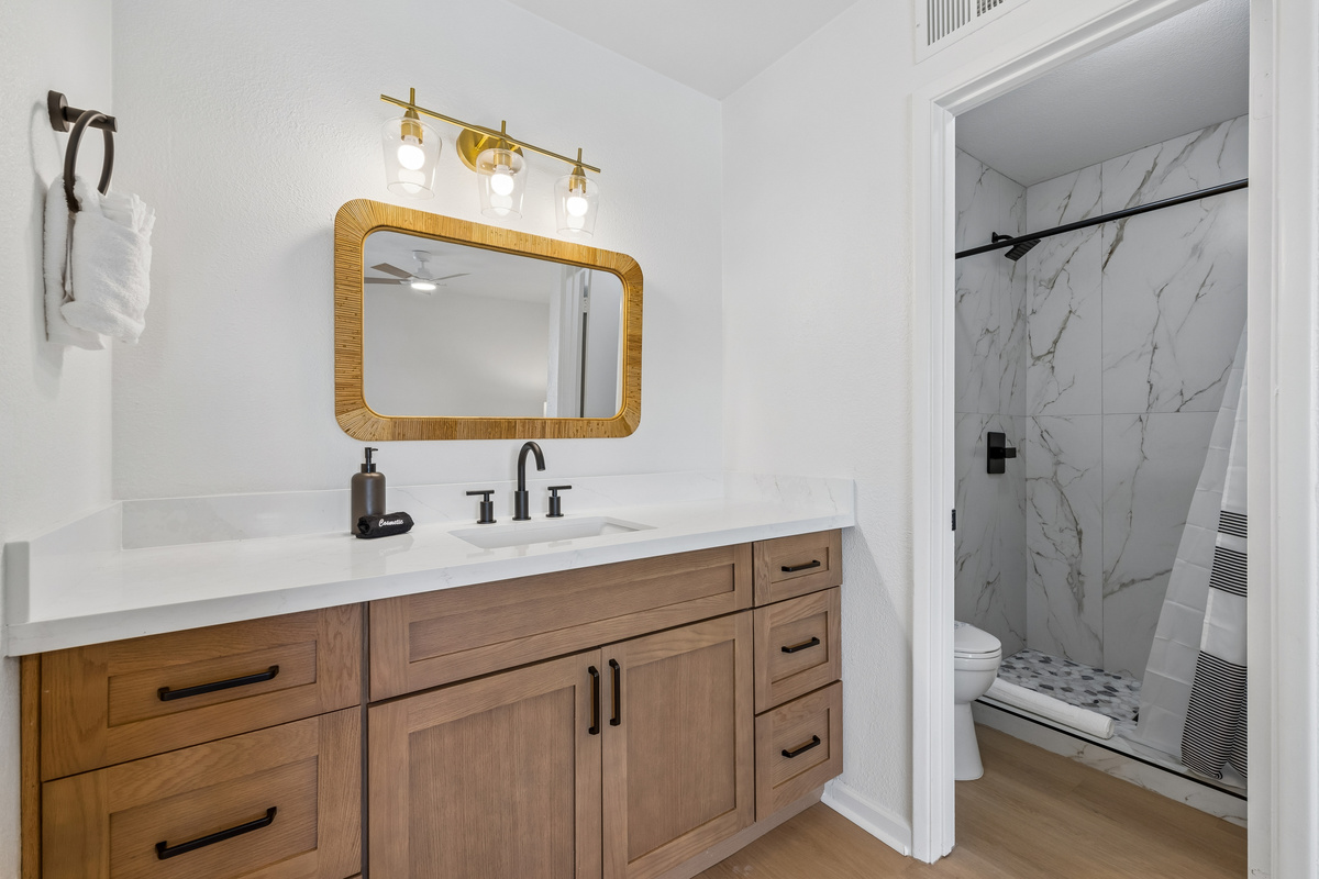 Refresh yourself in this updated and classy primary bathroom (on suite)
