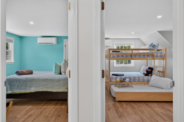 Flexible sleeping arrangements make this room ideal for families and groups.