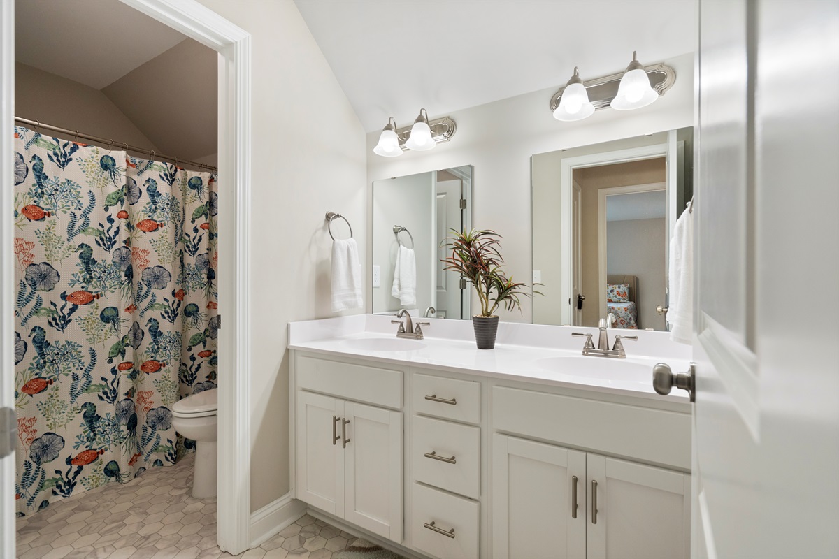Upstairs Bath