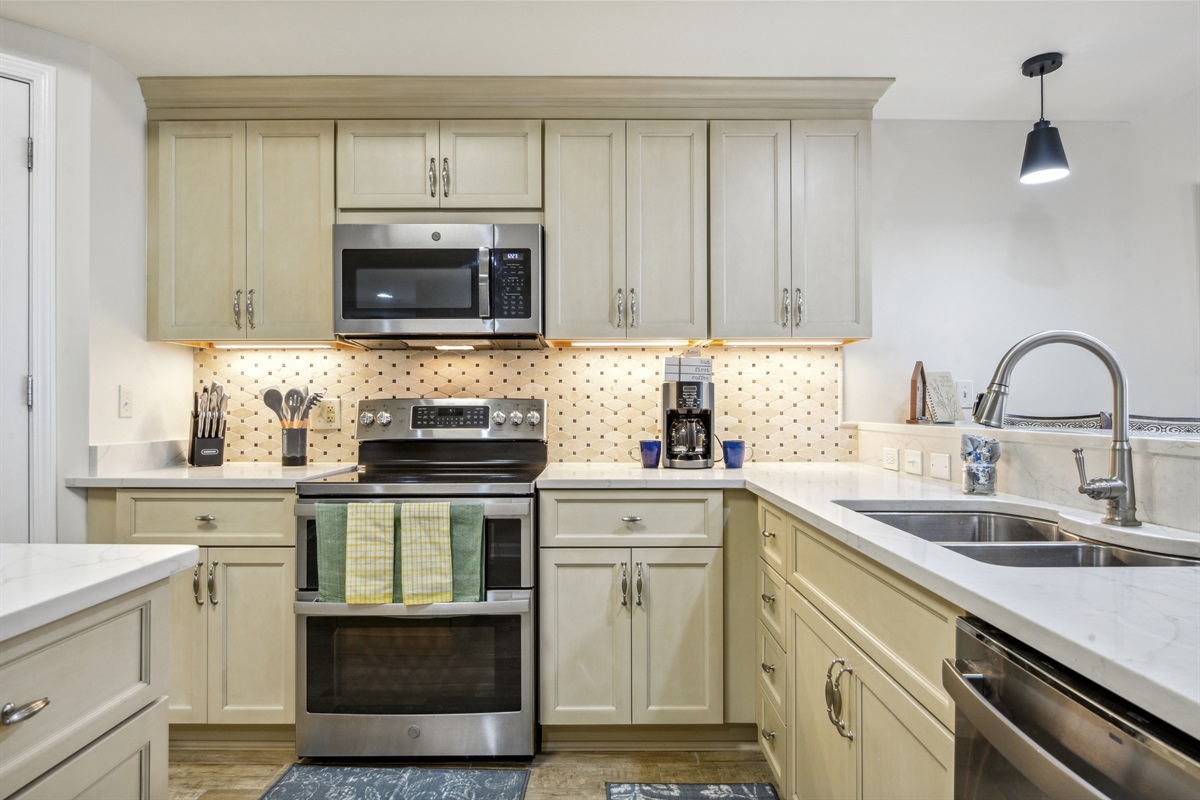 Kitchen. Beautifully renovated!