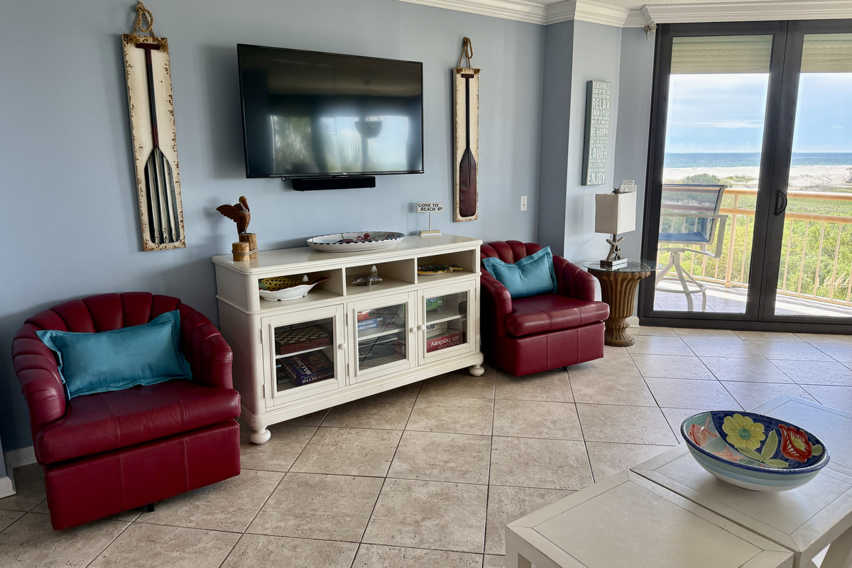 Smart TV, Tiled Living Room