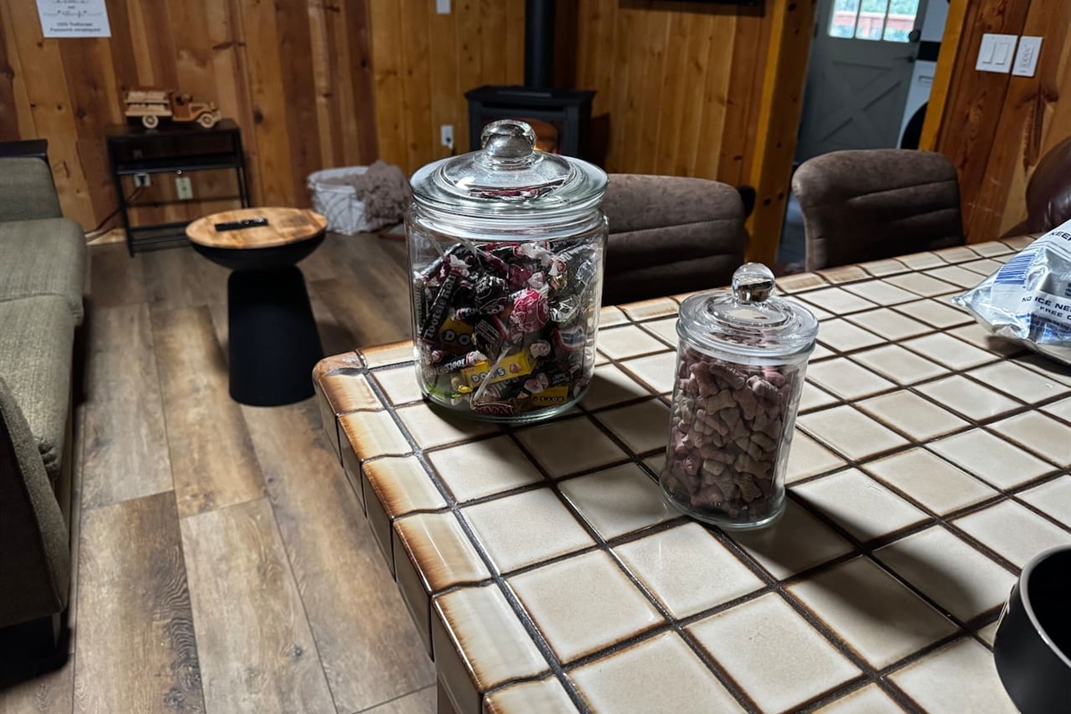 We provide treats for humans and dogs! 