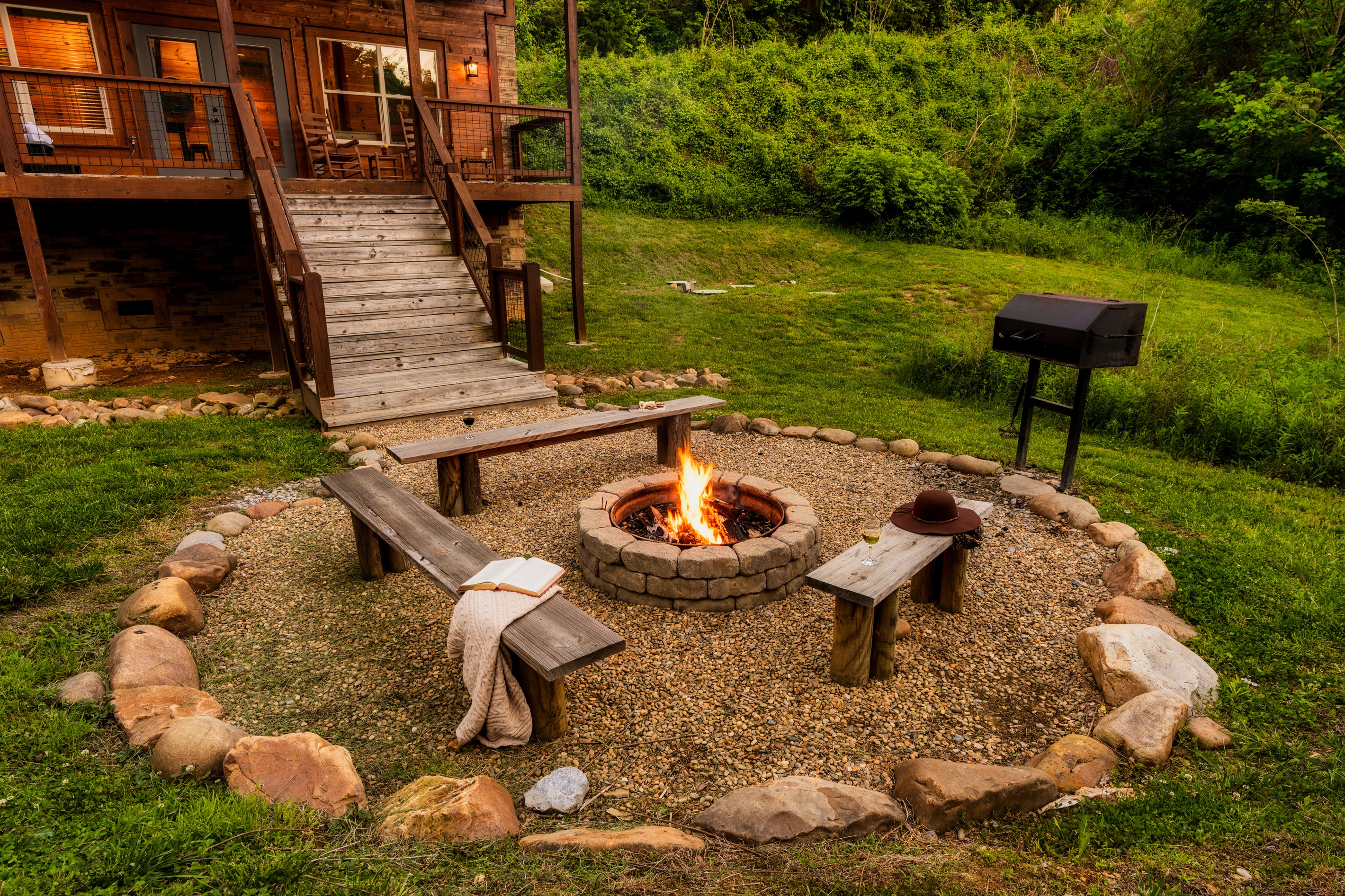 Firepit with Park style grill