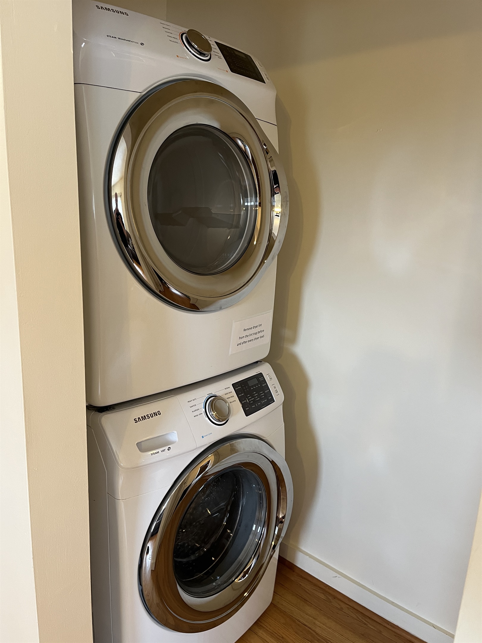 In unit laundry!