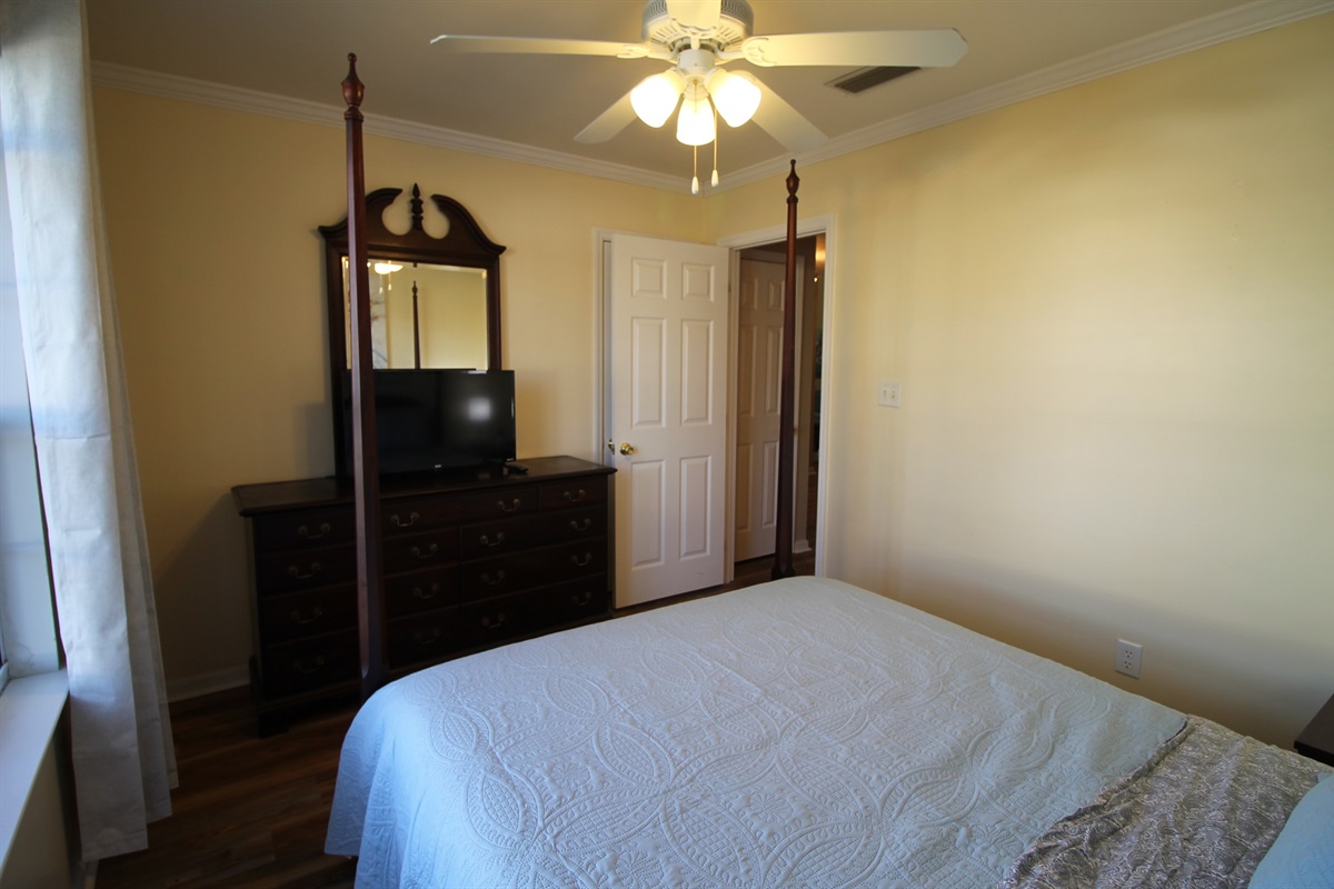 Guest Bedroom with Queen Bed