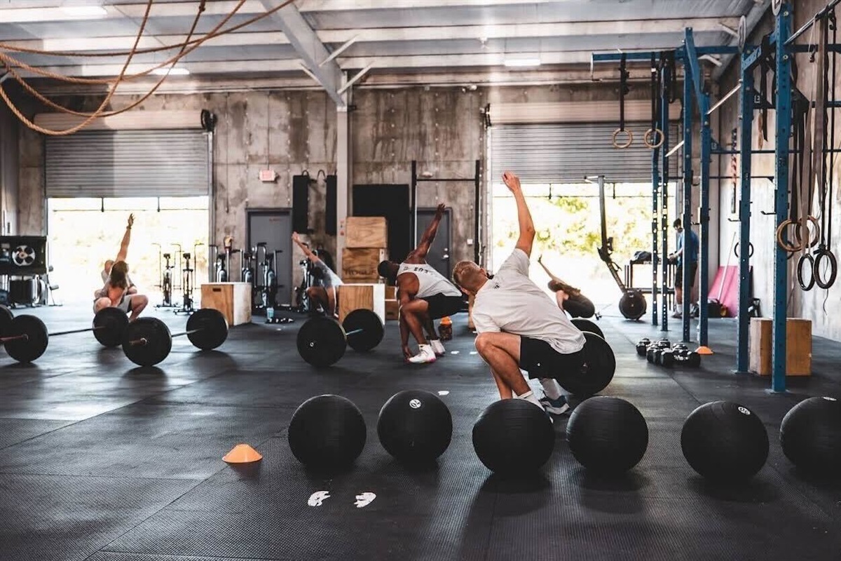 CrossFit fitness room at Clermont lakefront mansion