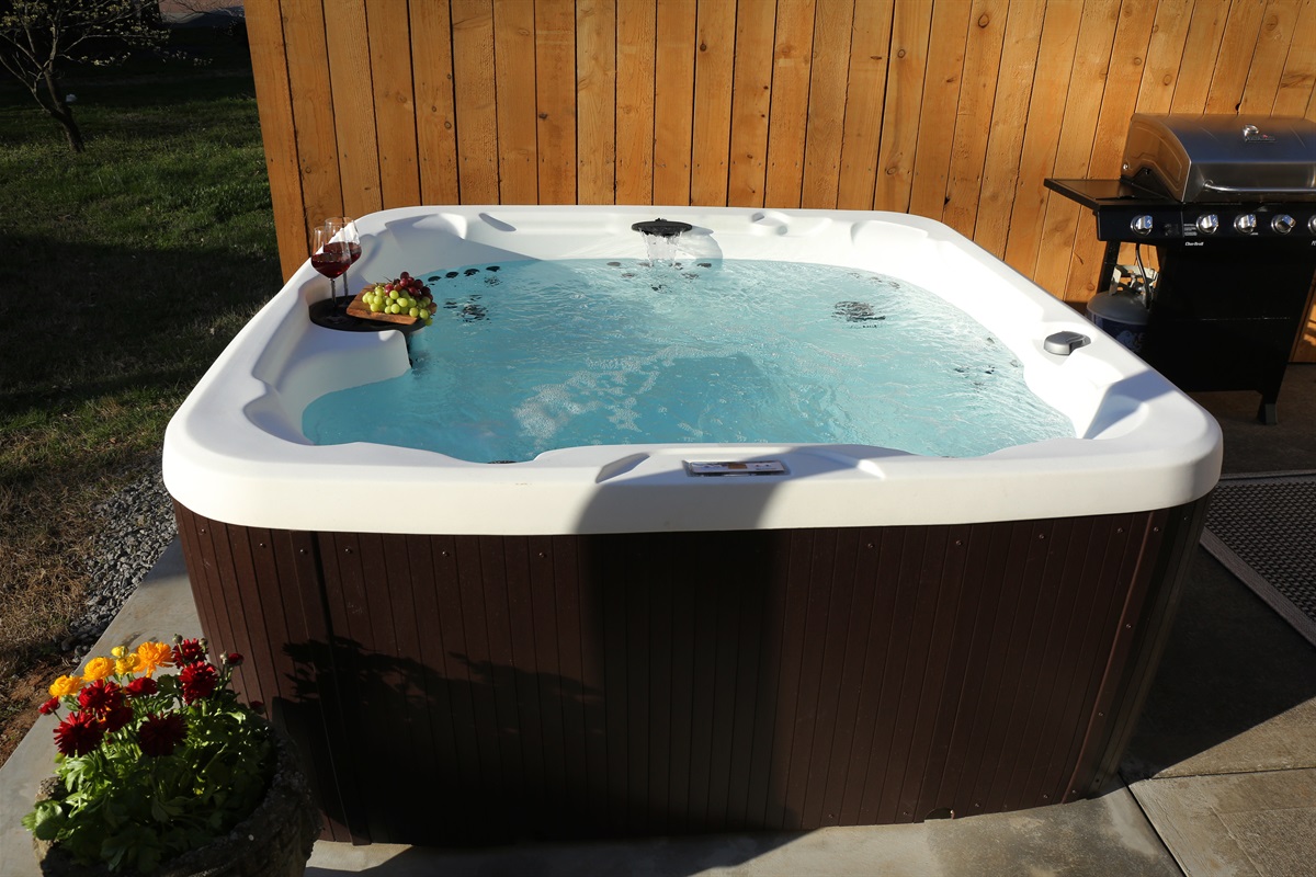 Hot tub for 7!