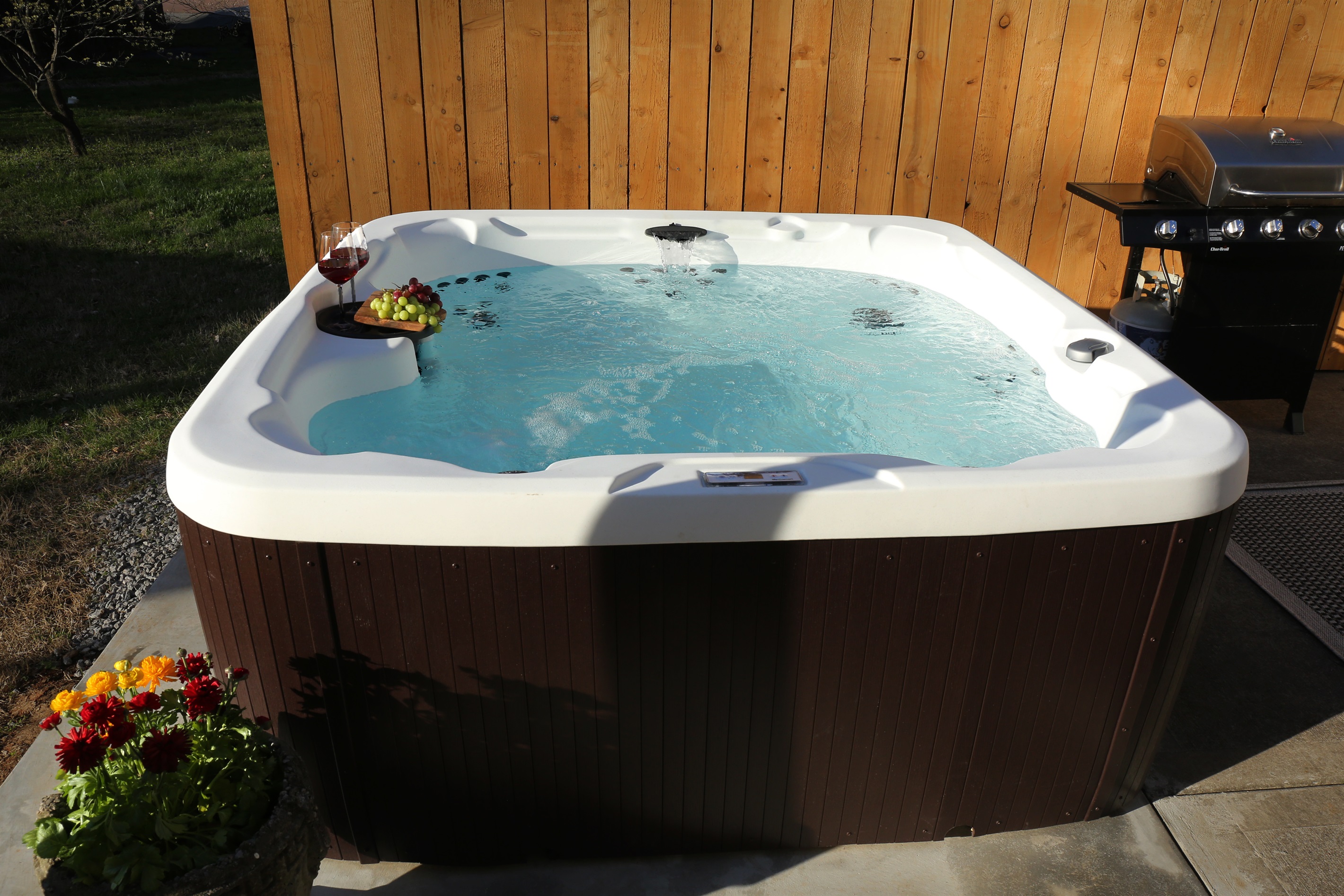 Hot tub for 7!