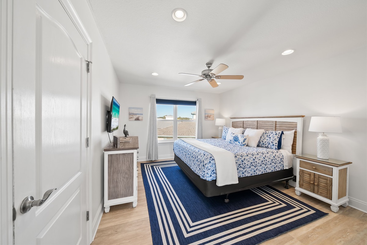 3rd floor master king bedroom. Great large bedroom with an extremely comfortable bed!