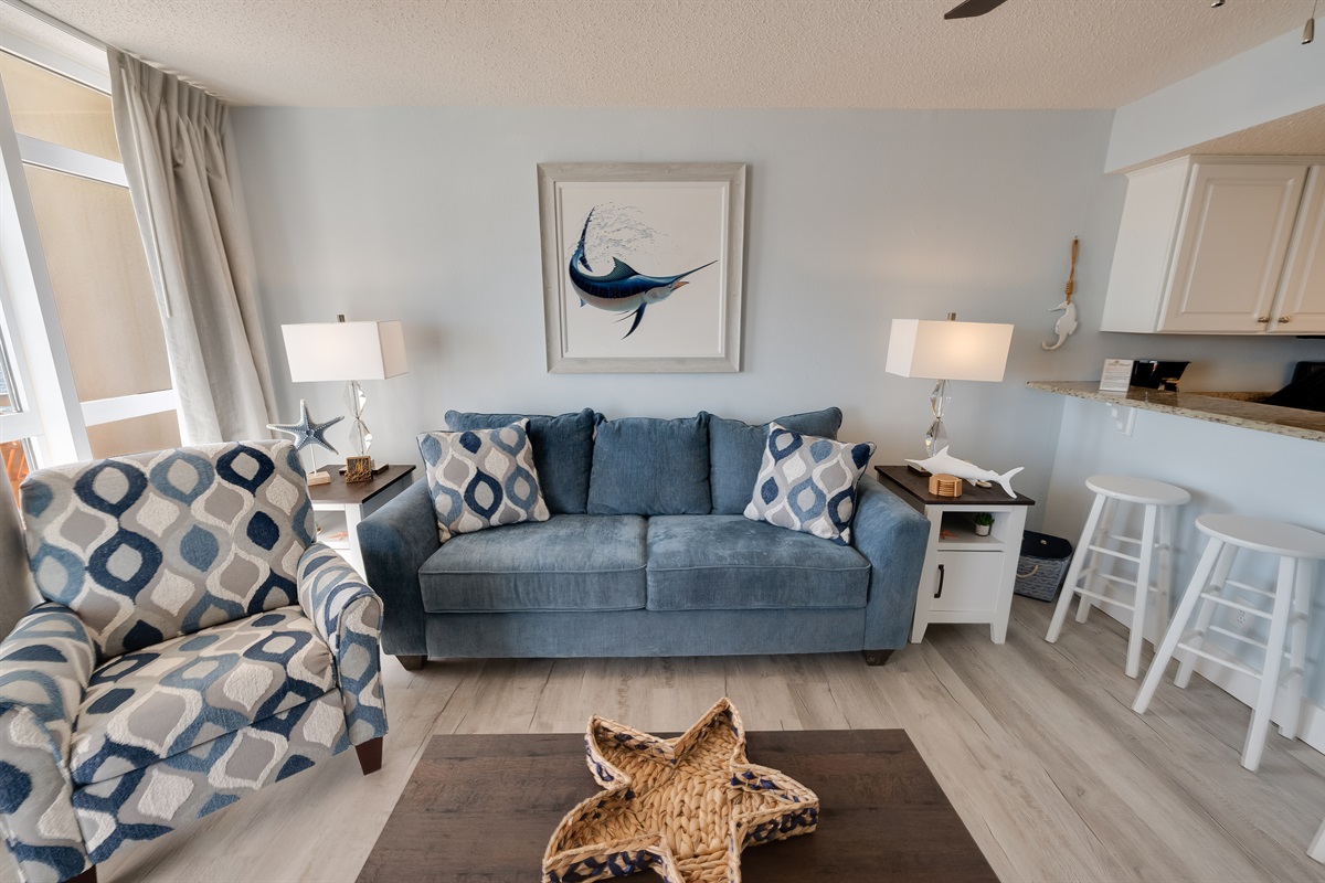 Amazing Living Room with Stunning Views🌊☀️