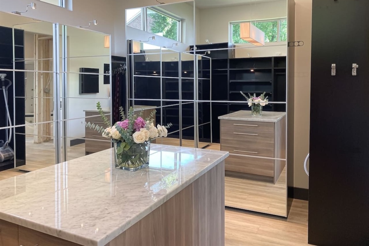 Master bedroom walk in closet