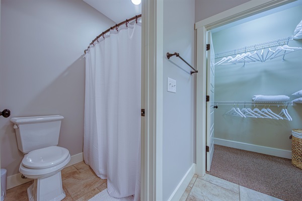 Lower Level Queen Bunk Room Bath