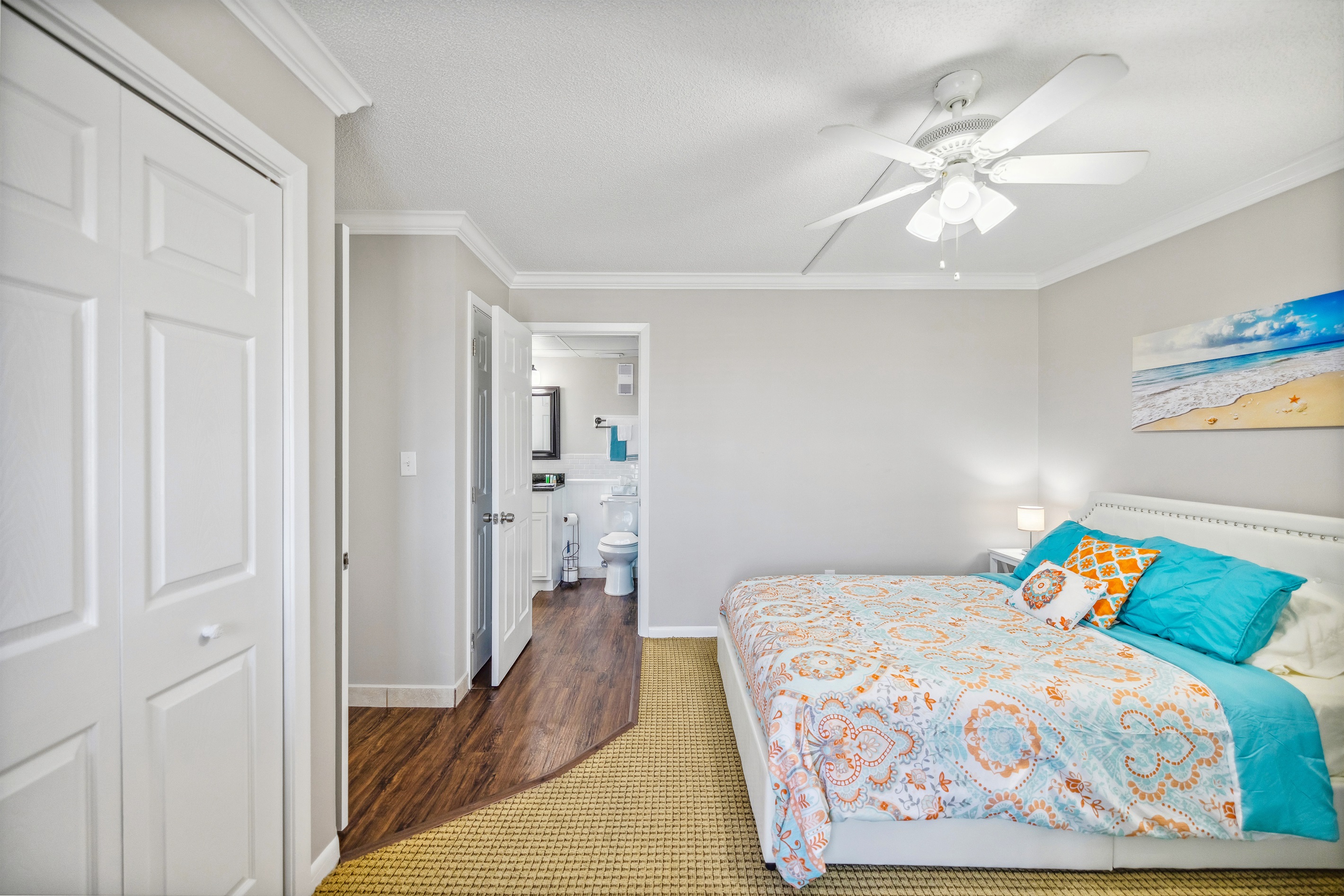 Guest bedroom