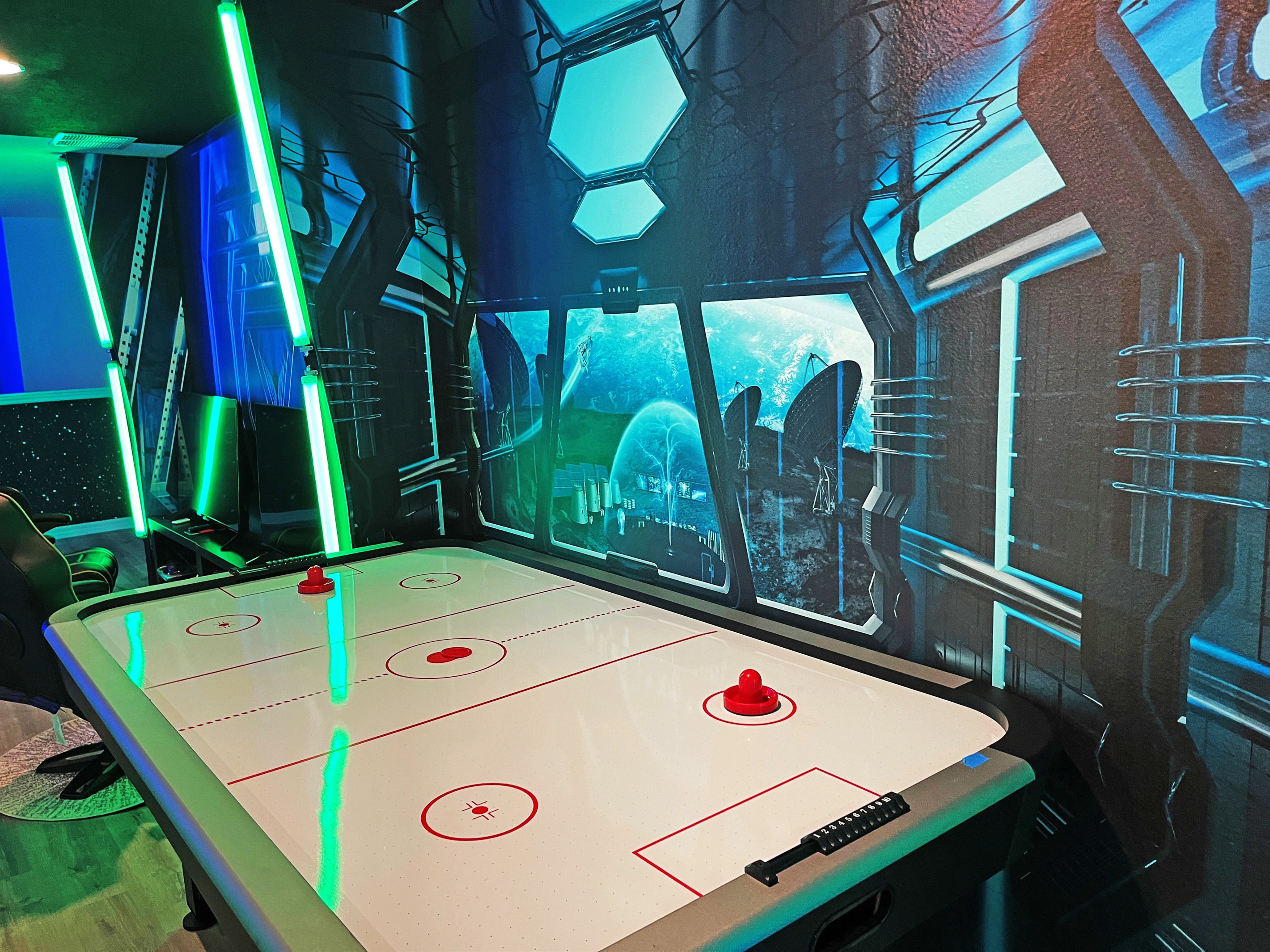 Play Air Hockey