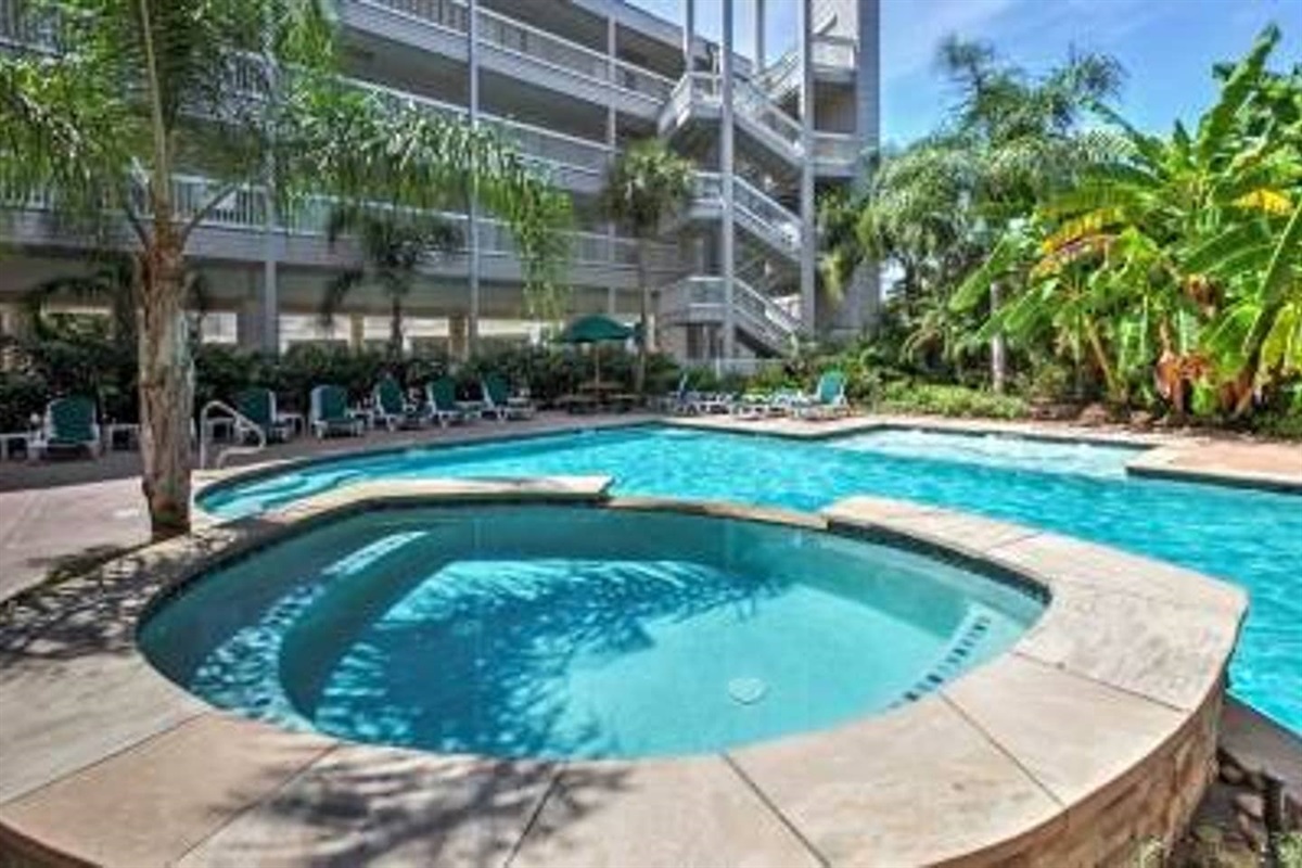 Galapagos GetAWay 162 Team Mamo Realty, Inc.