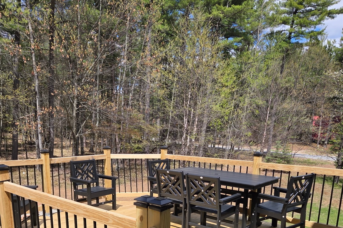 Enjoy a mean with family and friends surrounded by the beautiful Adirondack nature!