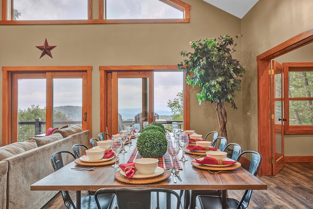 Expansive 10-person dining table