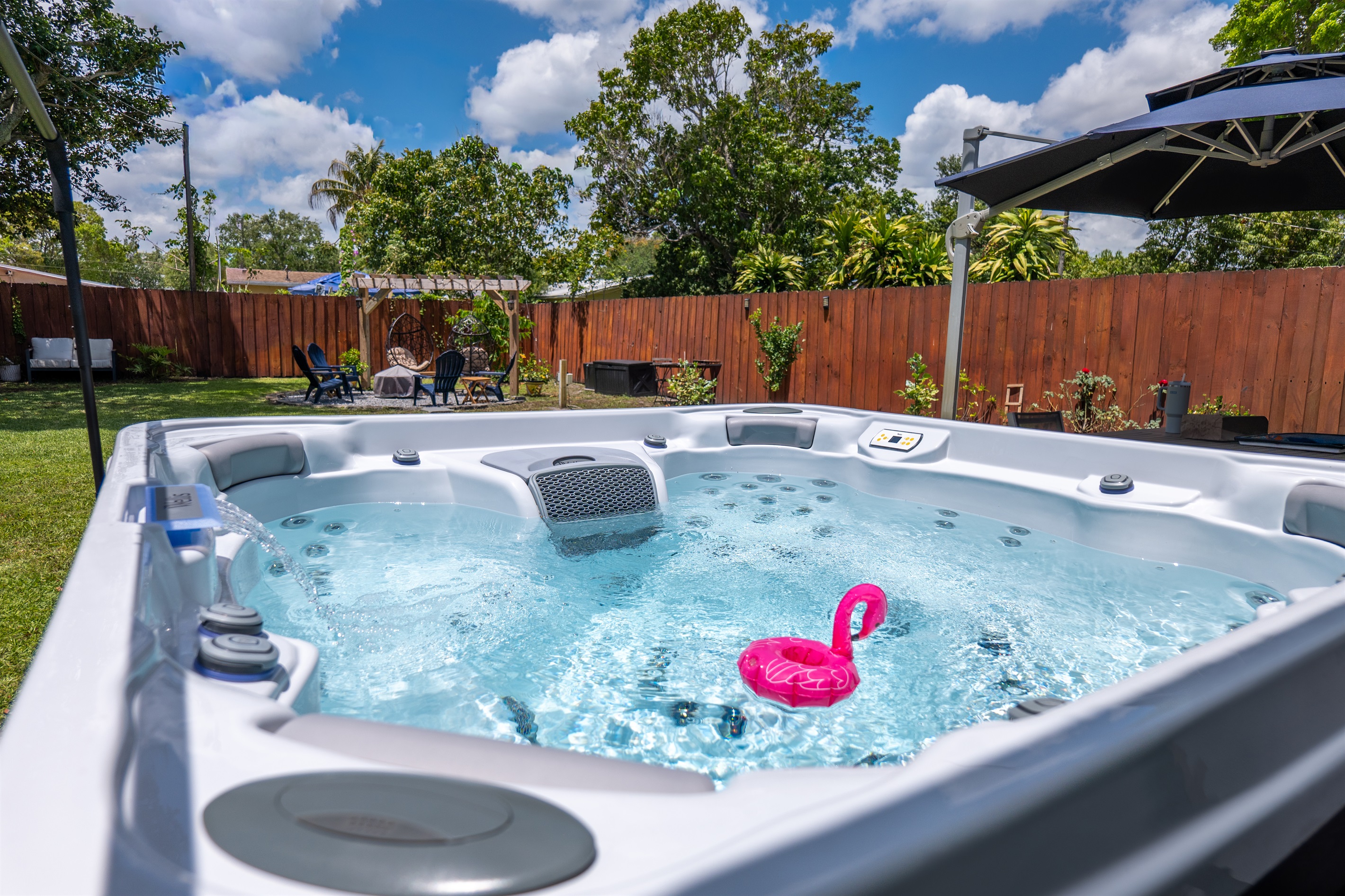 7-Seat Hot Tub LED Lighting and Sound System