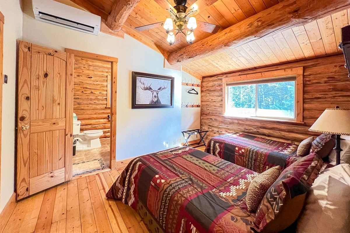 Twin Room Upstairs - go through this room to get to the primary room