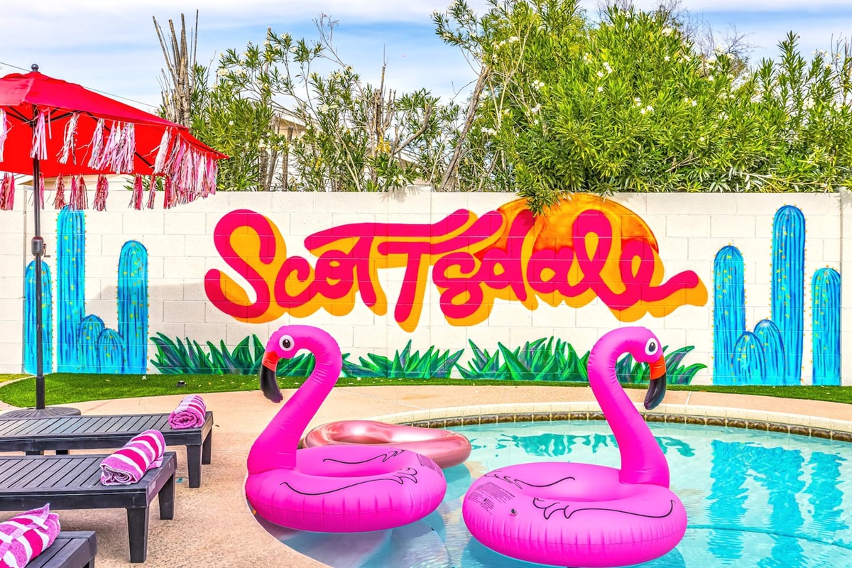 Iconic Scottsdale vibes! Snap Insta-worthy pics in front of our bold mural while you float and soak up the Arizona sunshine.


