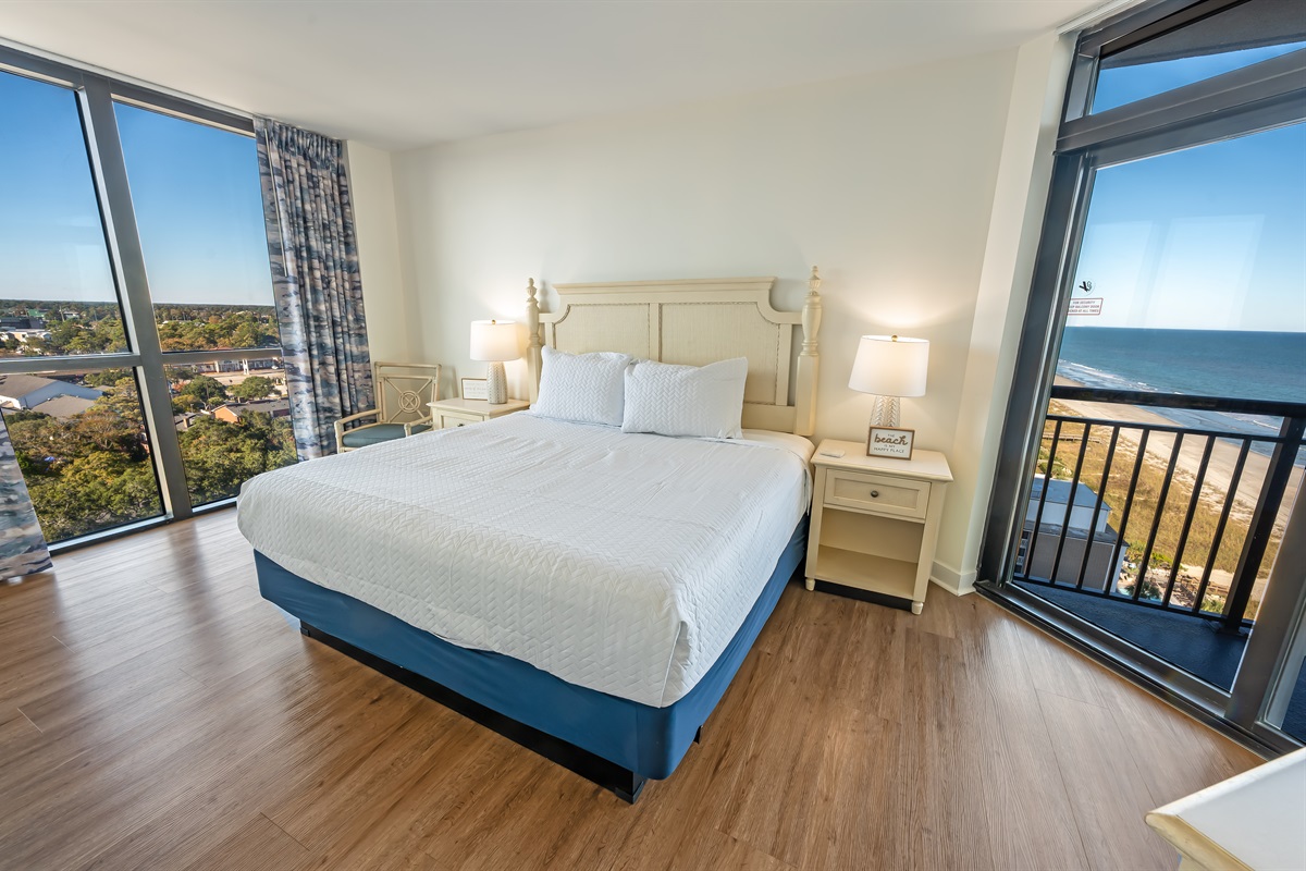 Beautiful Bedroom with Amazing Views