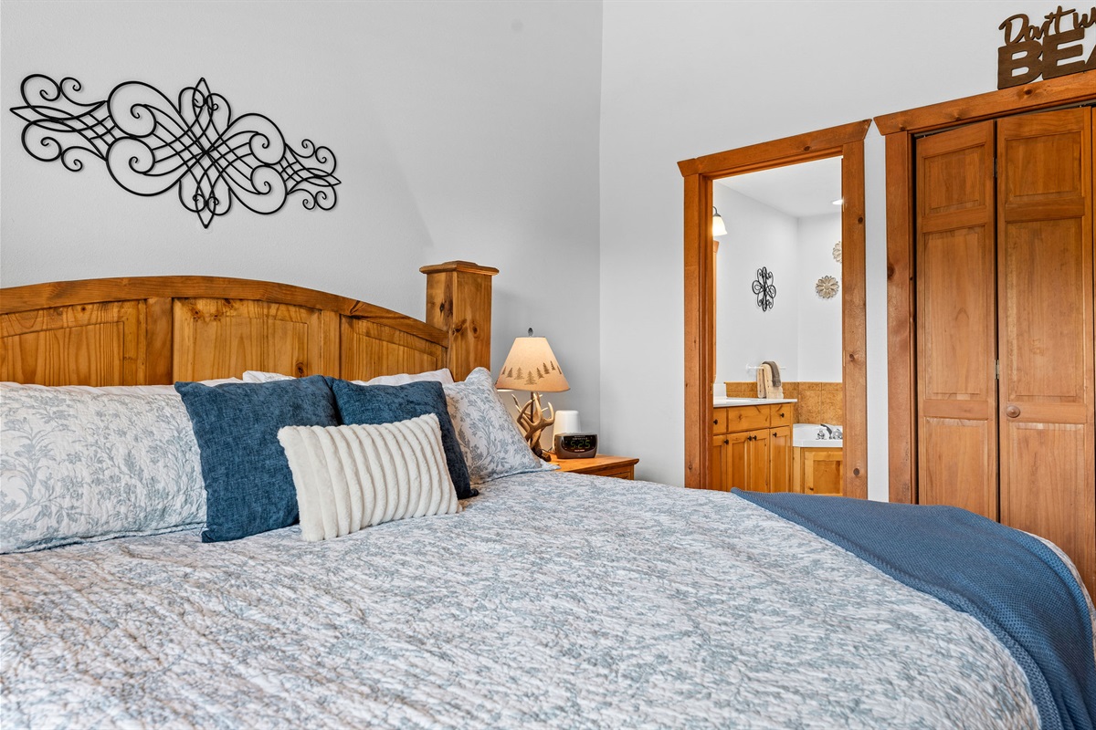King Bedroom