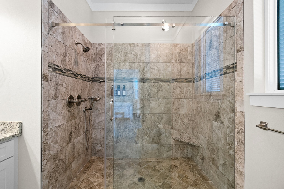 2nd floor master bath