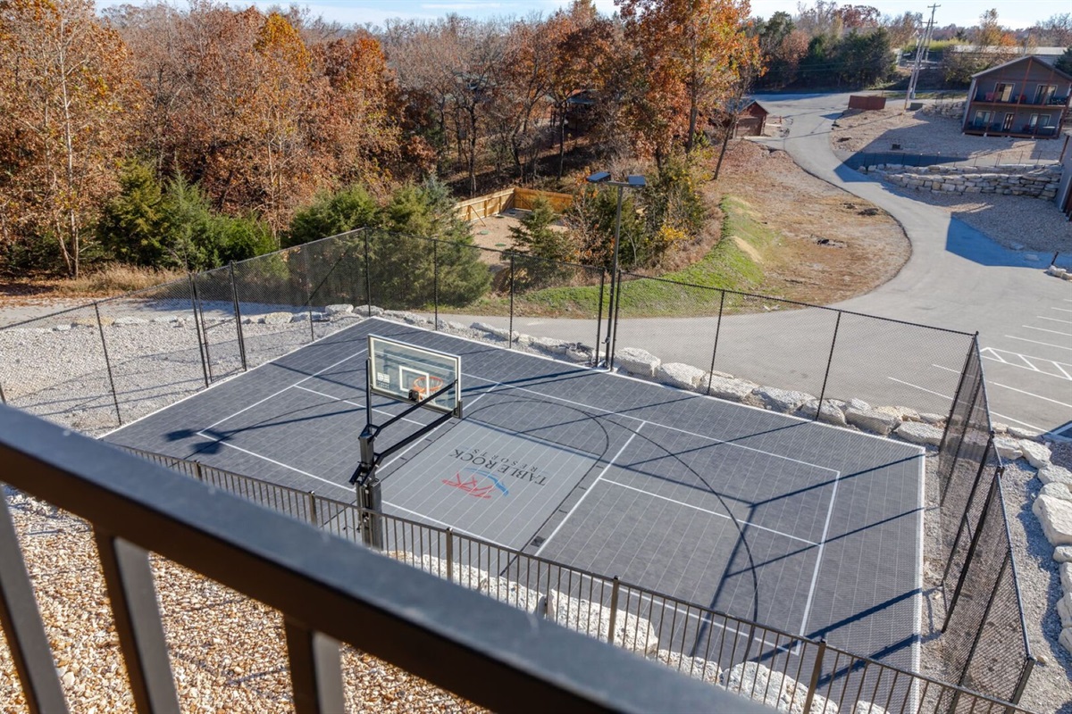 Basketball & Pickleball Court