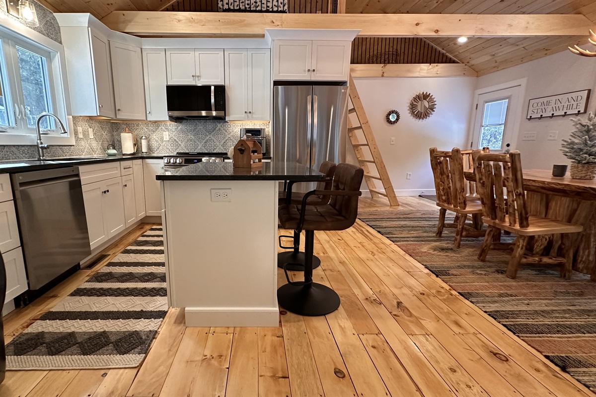 Kitchen with Kitchen Island