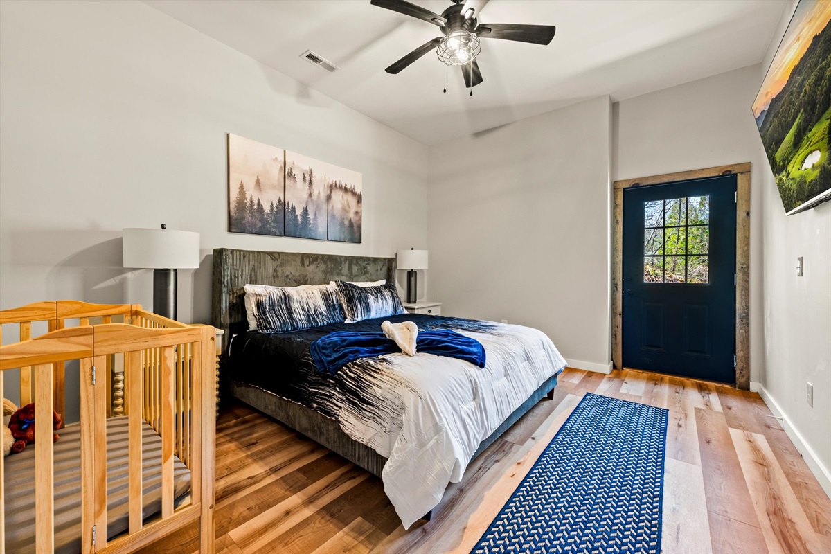 The bedroom also includes a large Smart TV. There is also direct access to this bedroom through the keypad on the side of the cabin.