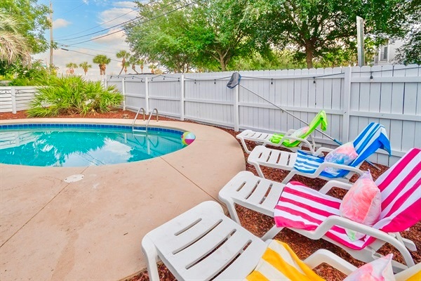 Private Pool, Fenced and in Front yard. Pool Heat Available