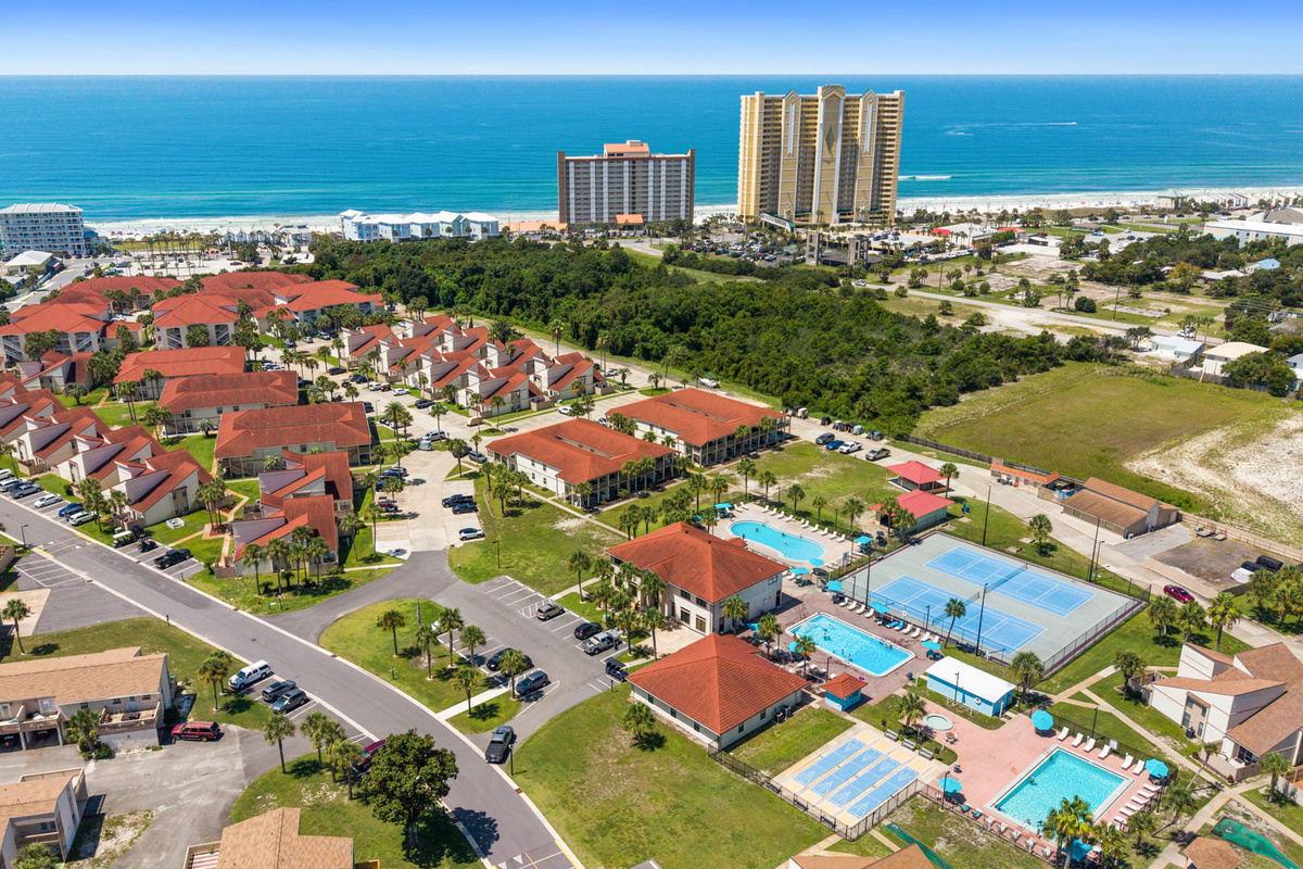 Aerial of Complex and Amenities