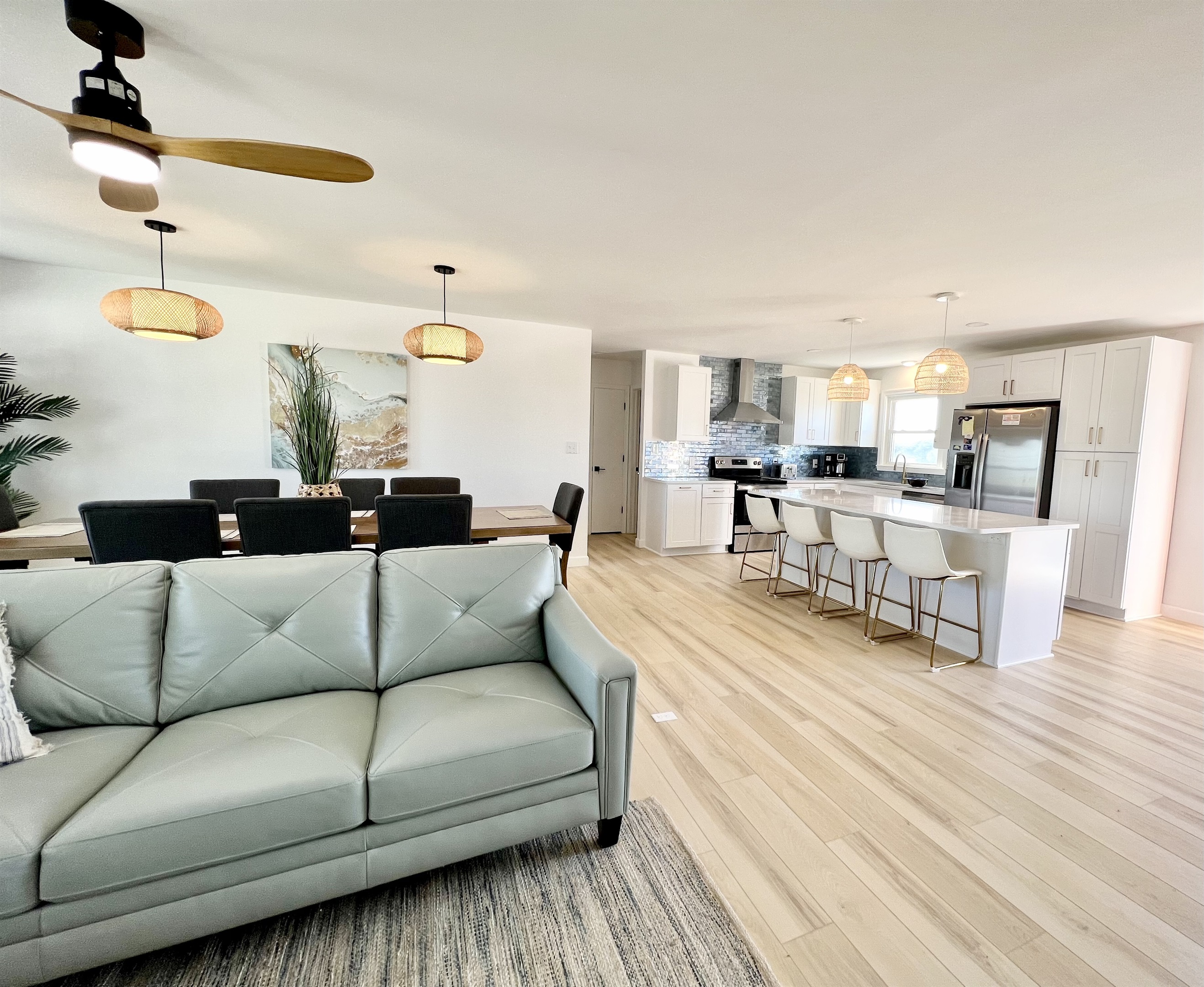 The large, open floor plan is the perfect atmosphere for spending time together!