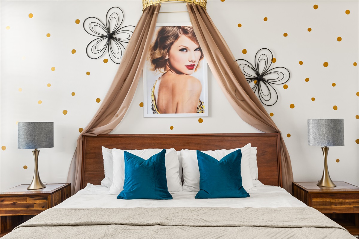 Room fit for a queen!