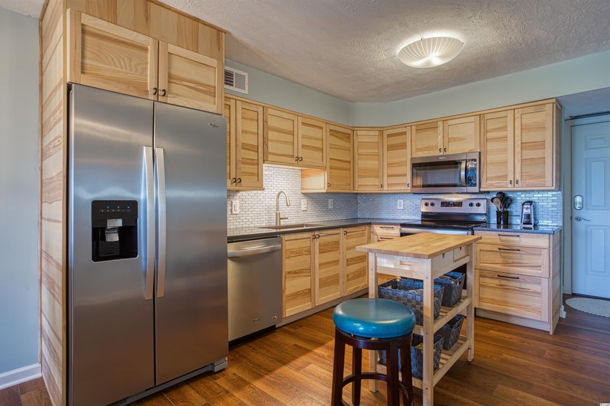 Fully Stocked Kitchen