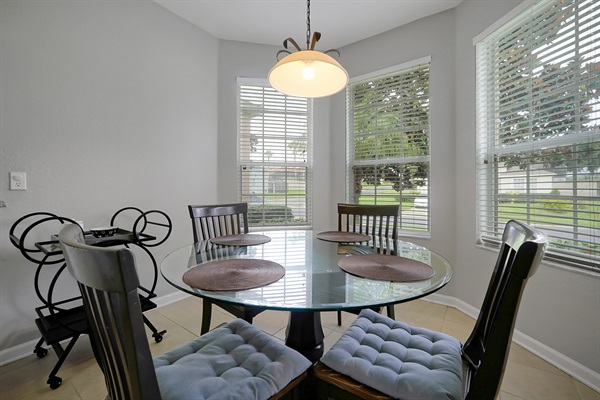 Eat-in kitchen to seat 4