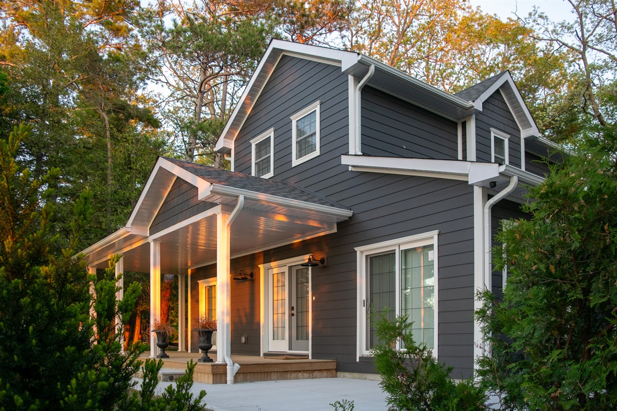 &ldquo;Enjoy peaceful Lake Huron living in this newly built luxury retreat.&rdquo;