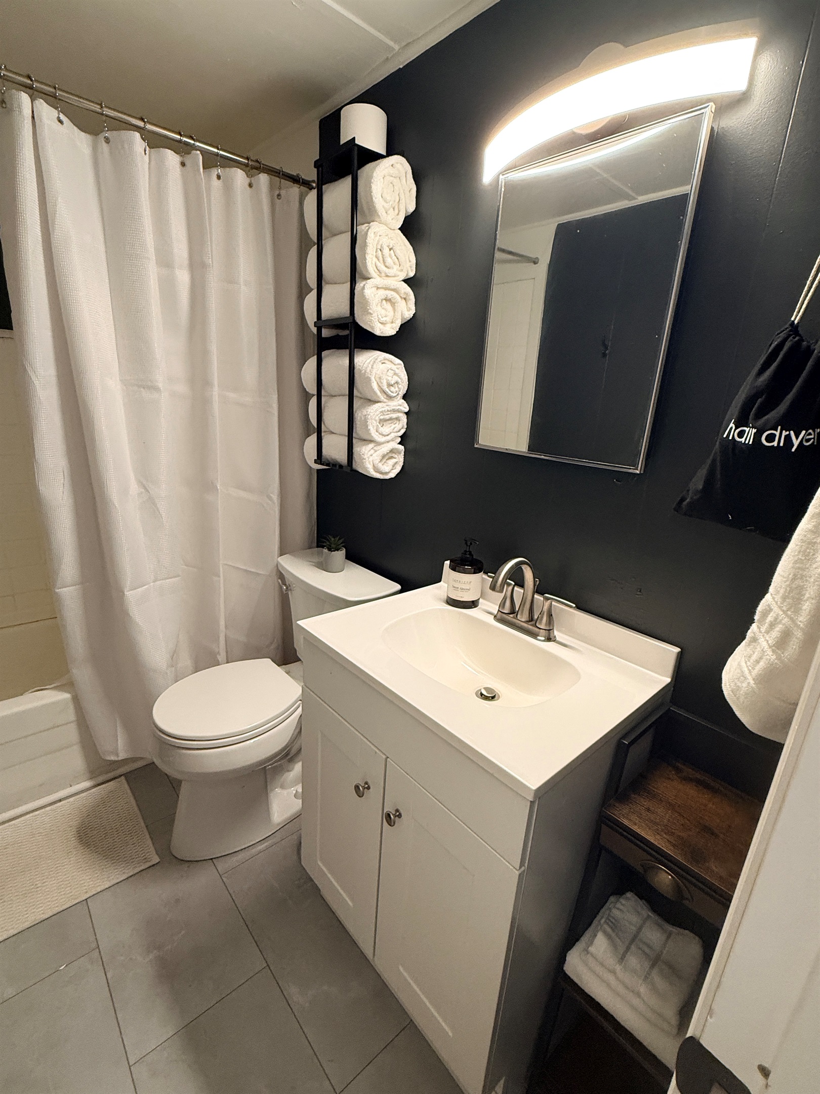 Fresh, newly renovated main floor bathroom.  