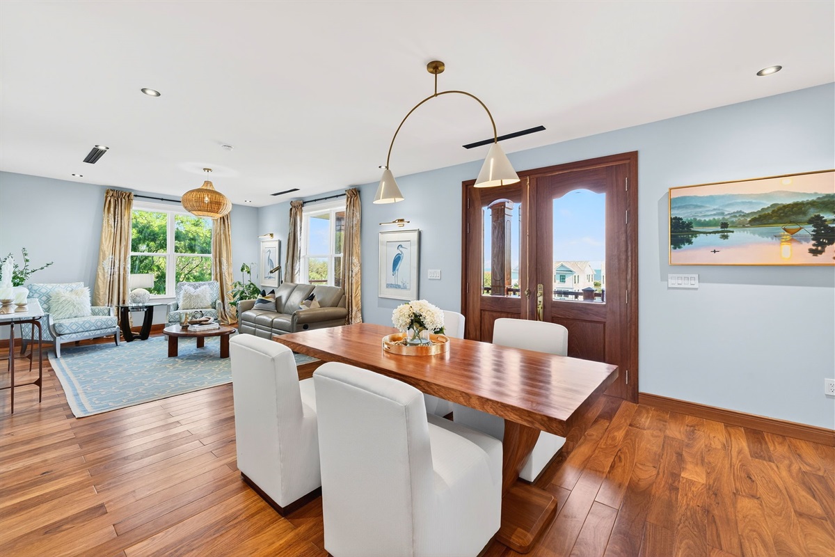 Dining 2 | Rosewood Retreat | 2605 Palm Blvd, Isle of Palms, SC | IOP Escapes 