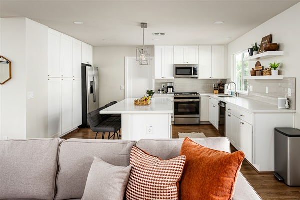 Watch TV or chat with your guests as you prepare dinner or clean up afterward.