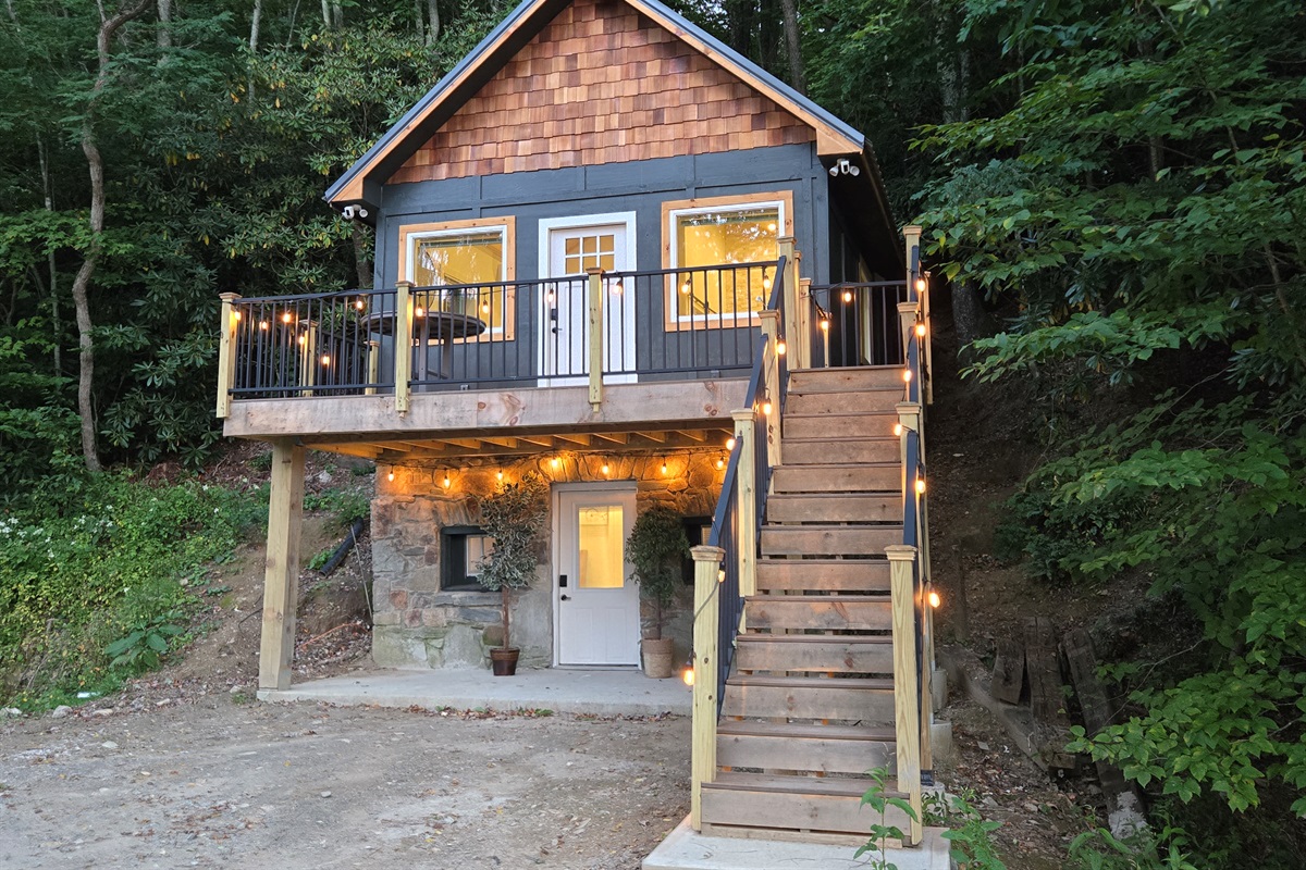 Hillside Haven: Front View.